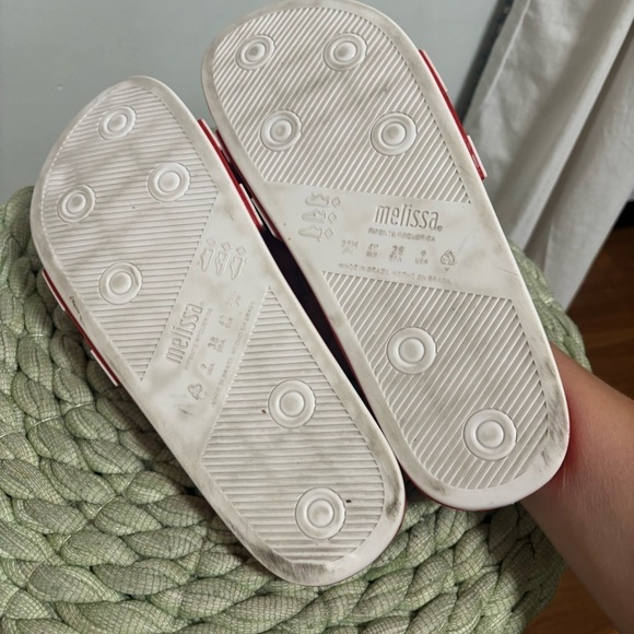 MELISSA Woman’s Beach Slide Minnie Red/White Polka Dot Slide Disney Sandals - Picture 6 of 7